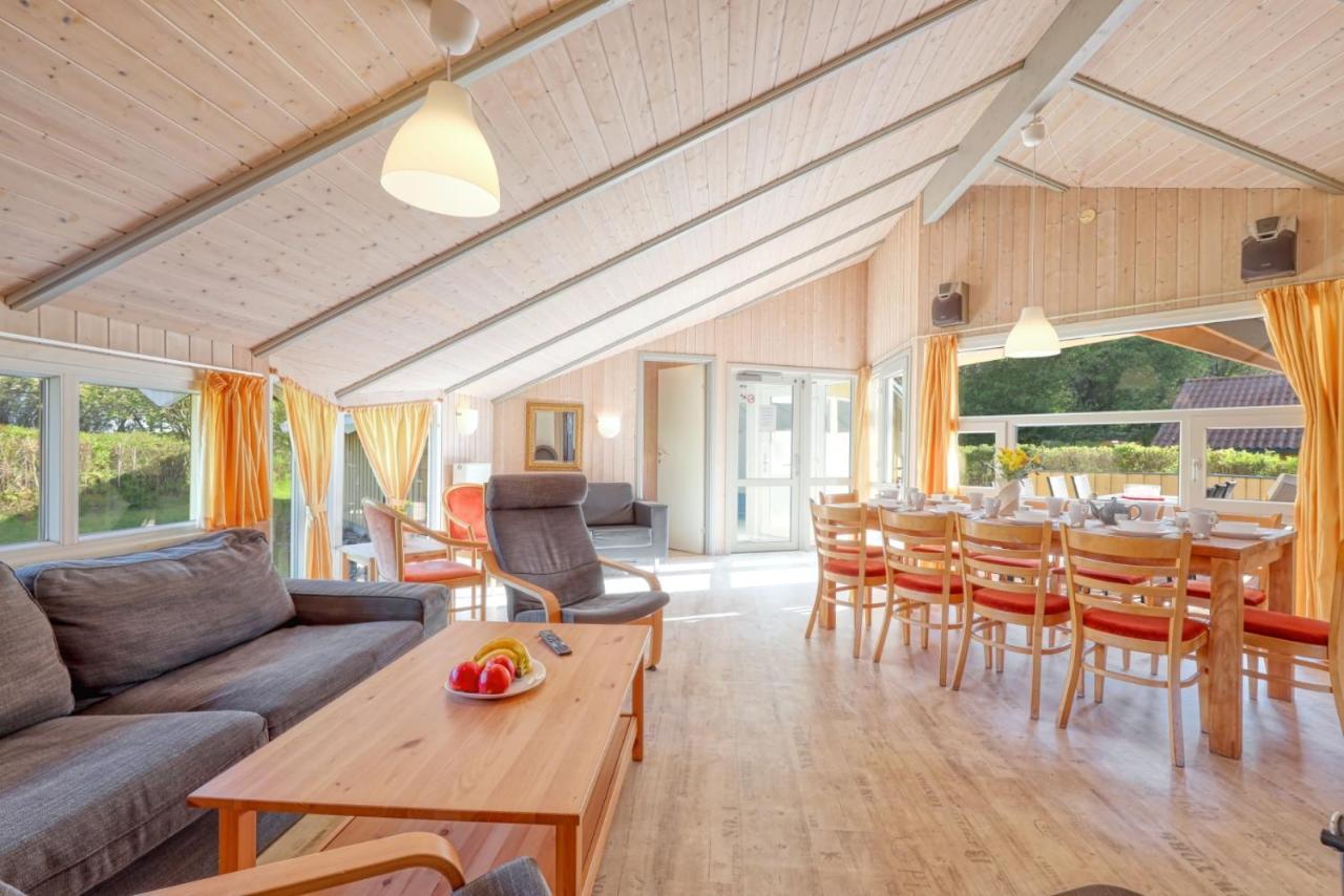 Hohendorf  Kranich Poolferienhausヴィラ エクステリア 写真