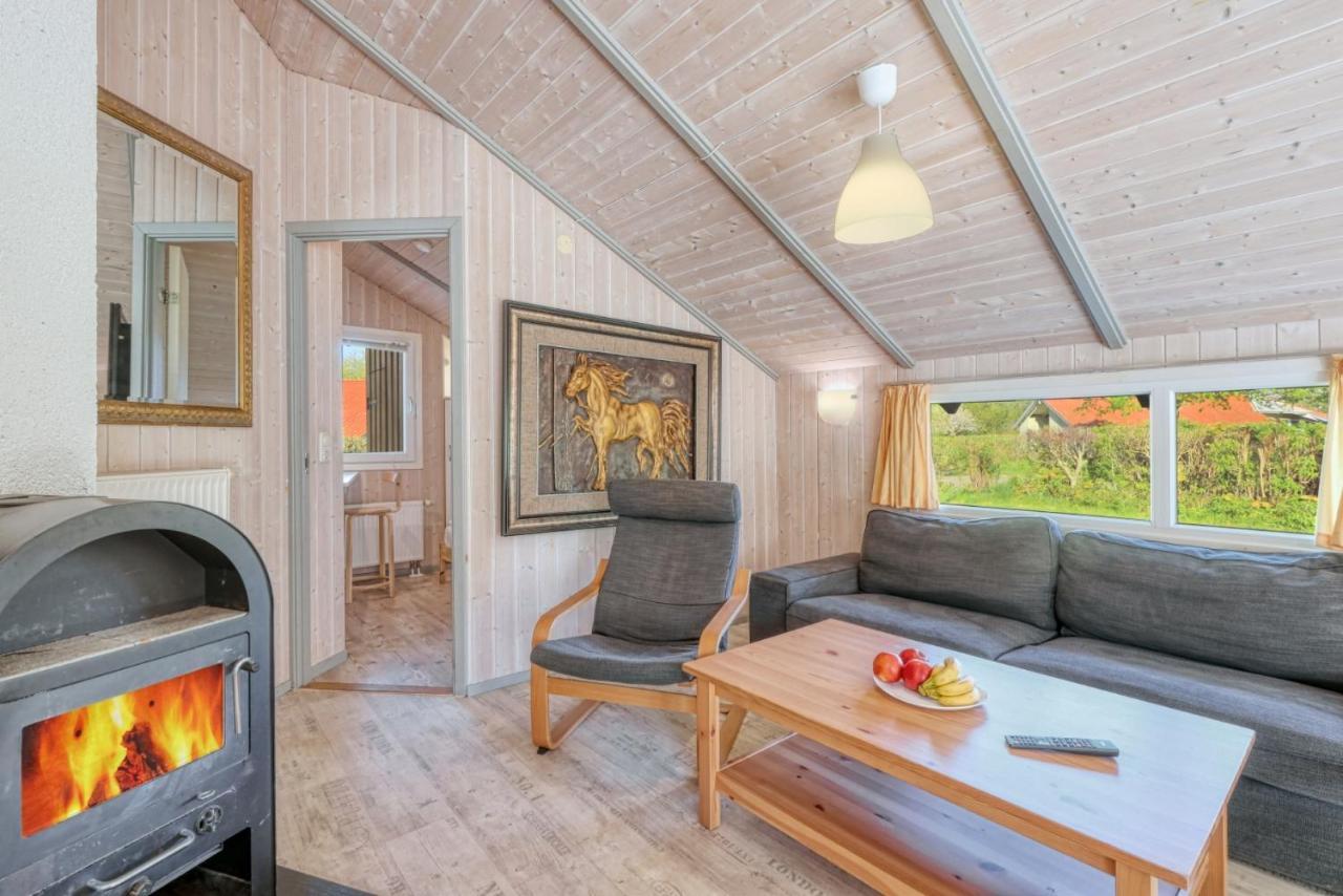 Hohendorf  Kranich Poolferienhausヴィラ エクステリア 写真
